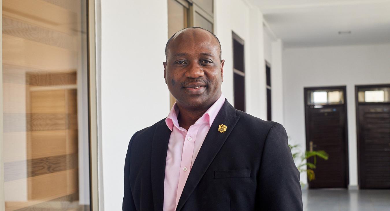 Prof. Leander Kandilige